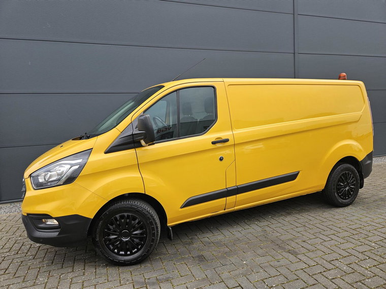 Vehicle Image 28