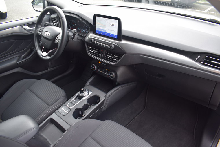 Vehicle Image 18