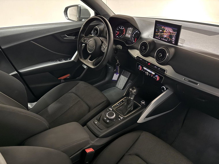 Vehicle Image 20