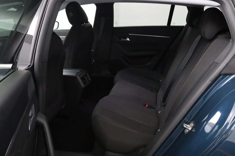 Vehicle Image 33