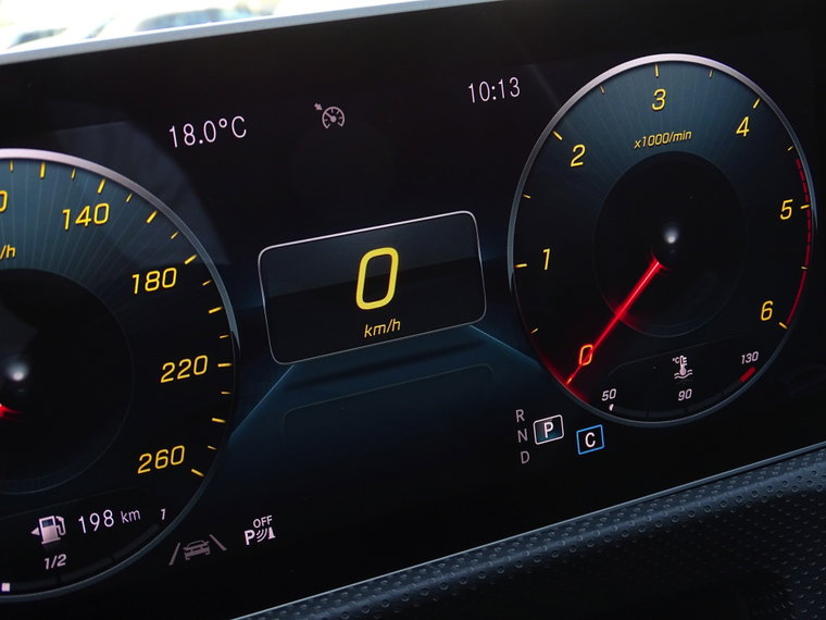 Vehicle Image 38