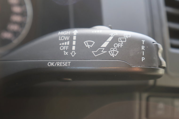 Vehicle Image 28