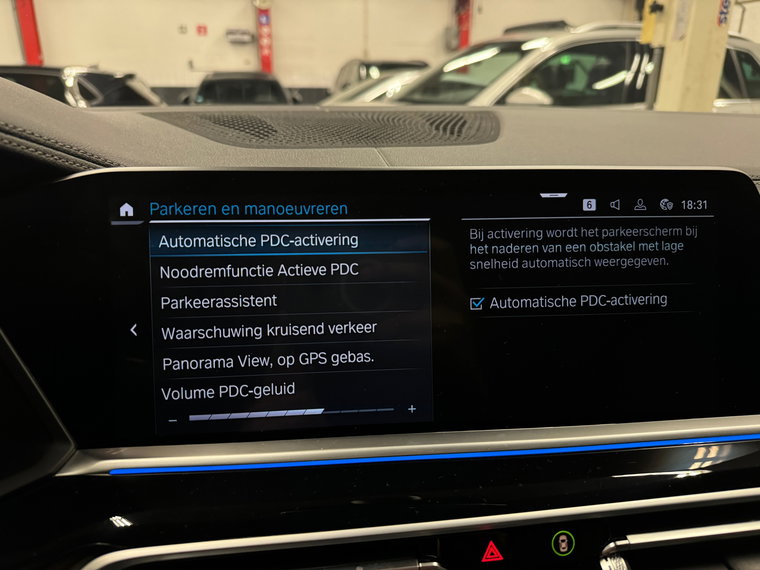 Vehicle Image 35