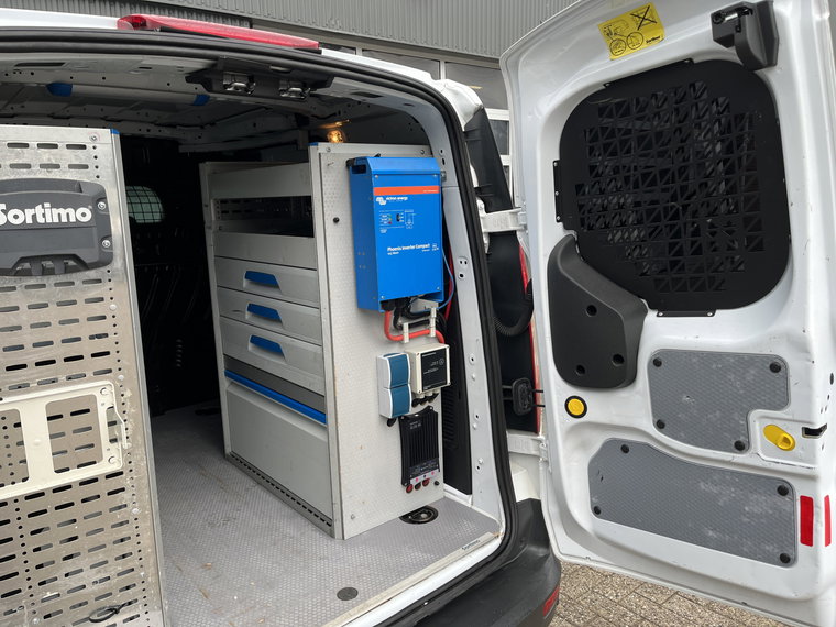 Vehicle Image 17