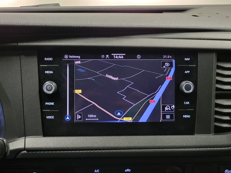 Vehicle Image 14