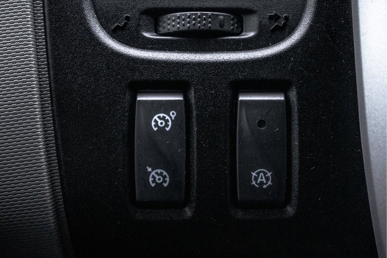 Vehicle Image 24