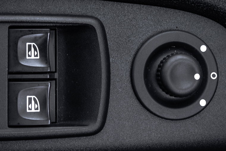Vehicle Image 26