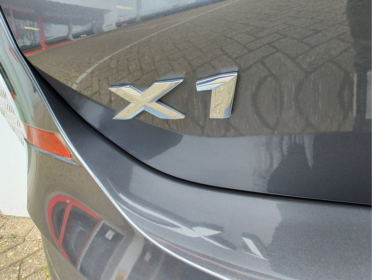 Vehicle Image 33
