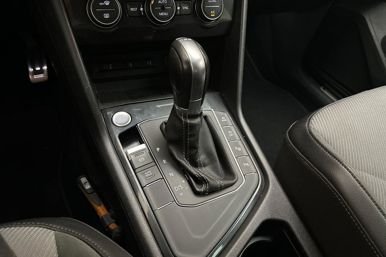 Vehicle Image 33