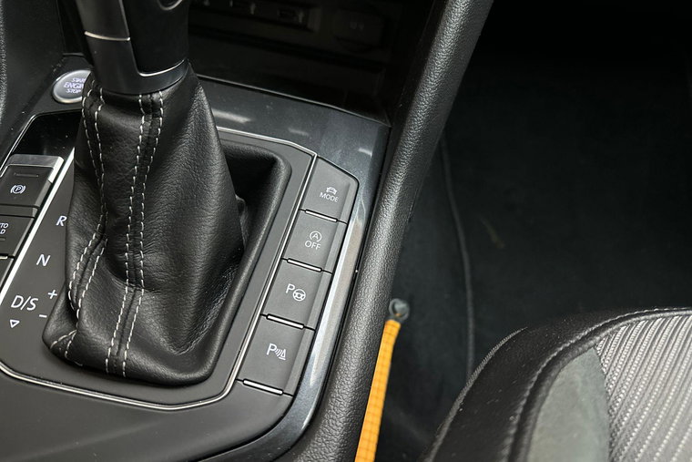 Vehicle Image 34
