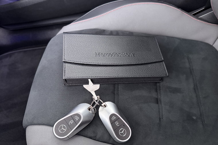 Vehicle Image 35