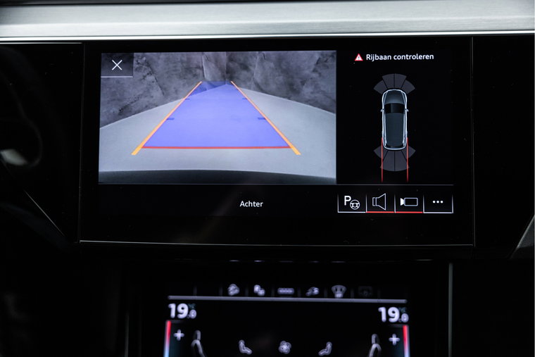 Vehicle Image 45