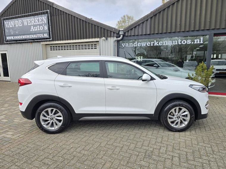 Vehicle Image 40