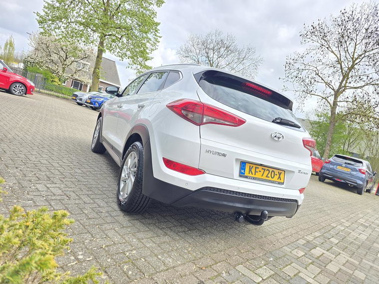 Vehicle Image 48