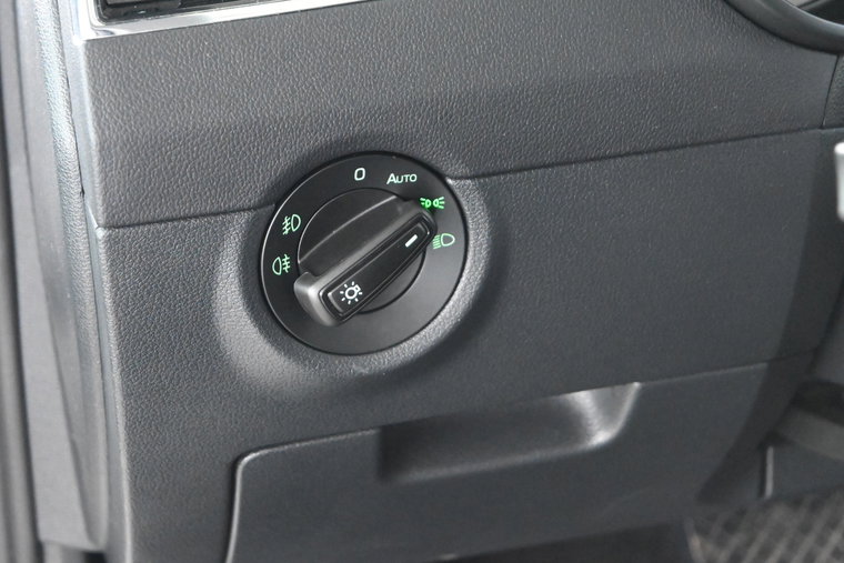 Vehicle Image 33
