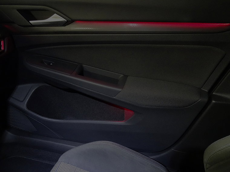 Vehicle Image 42