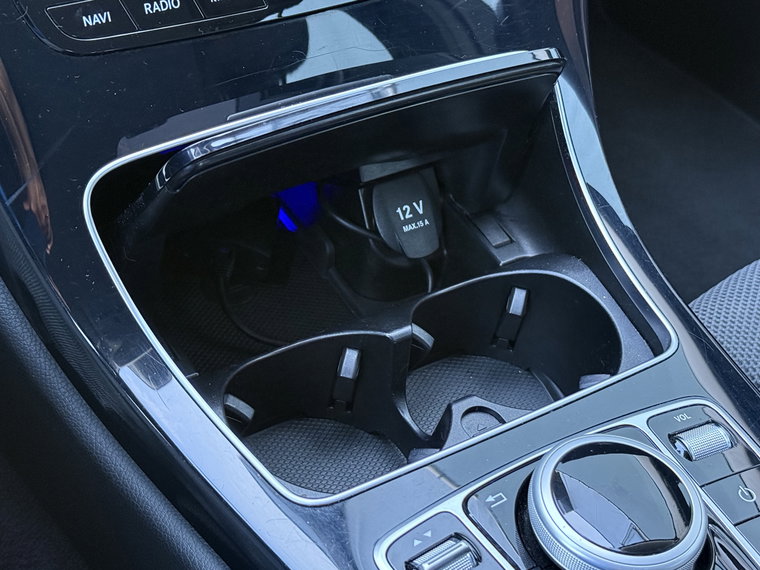 Vehicle Image 23