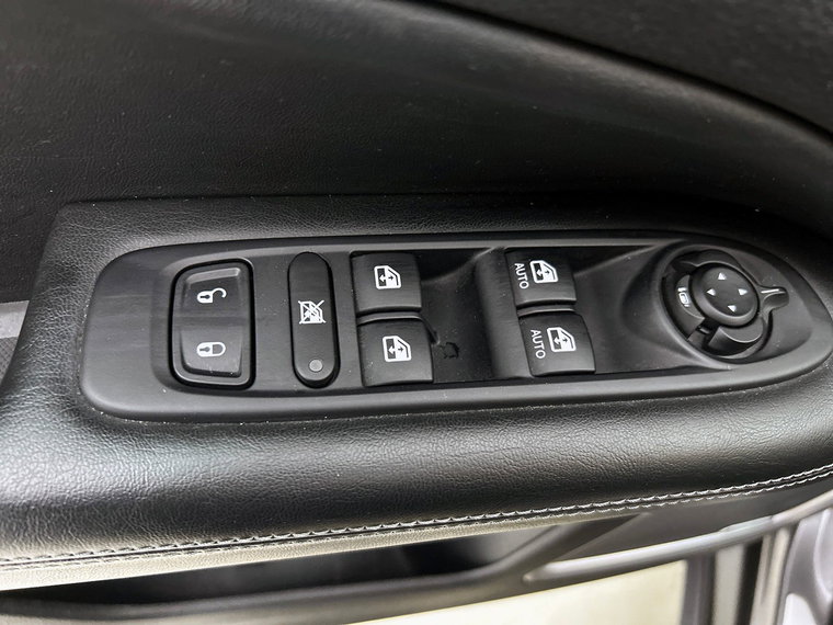 Vehicle Image 40