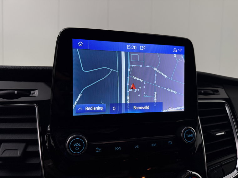 Vehicle Image 18