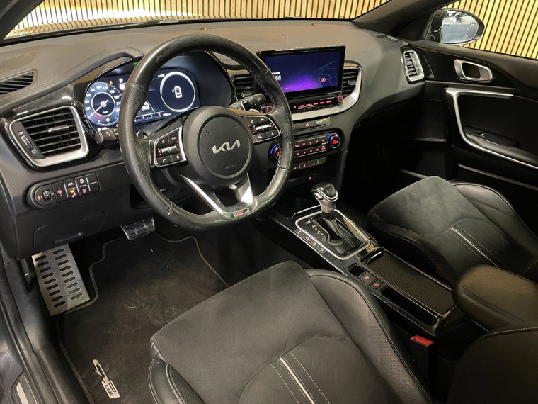 Vehicle Image 31