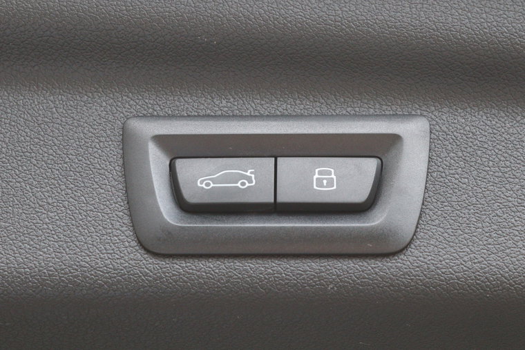 Vehicle Image 33