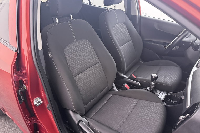 Vehicle Image 14