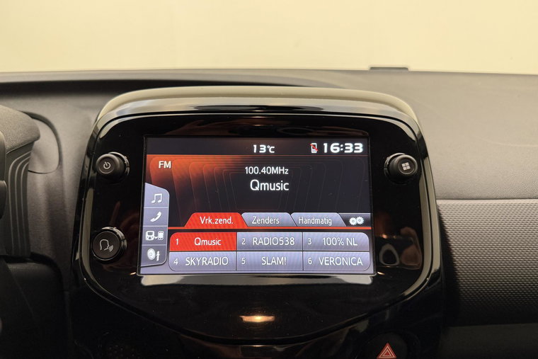 Vehicle Image 20