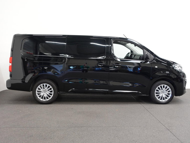 Vehicle Image 38