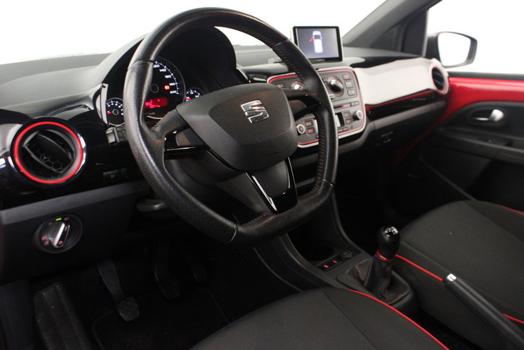 Vehicle Image 12