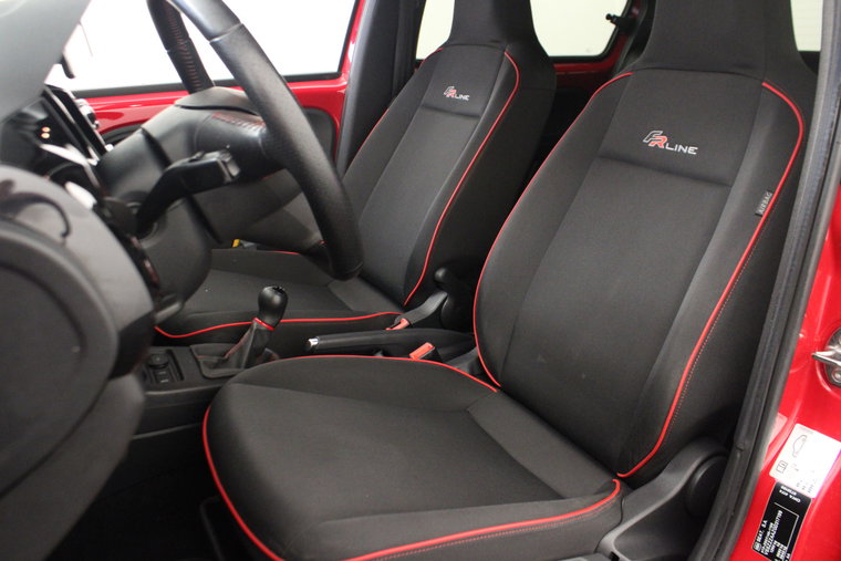 Vehicle Image 14