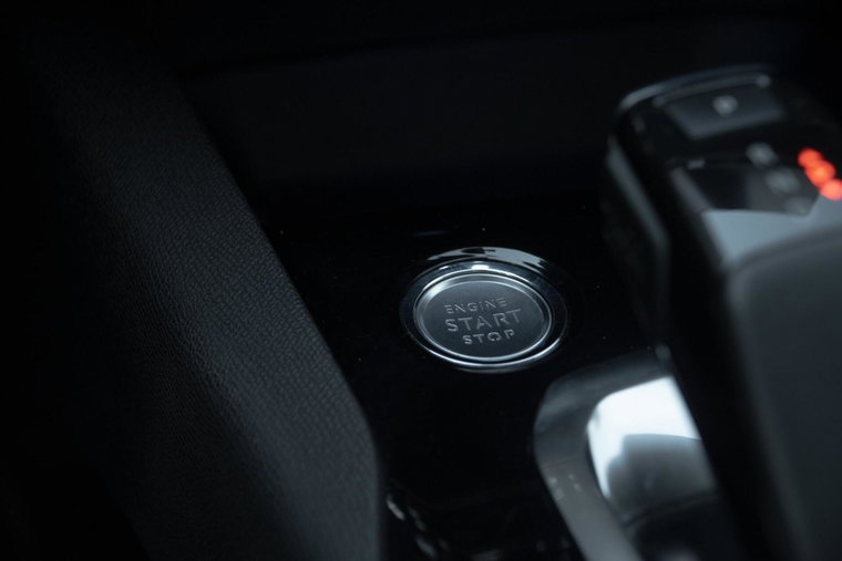 Vehicle Image 33