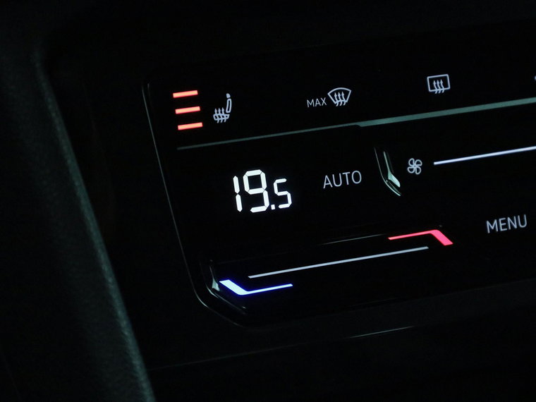 Vehicle Image 39