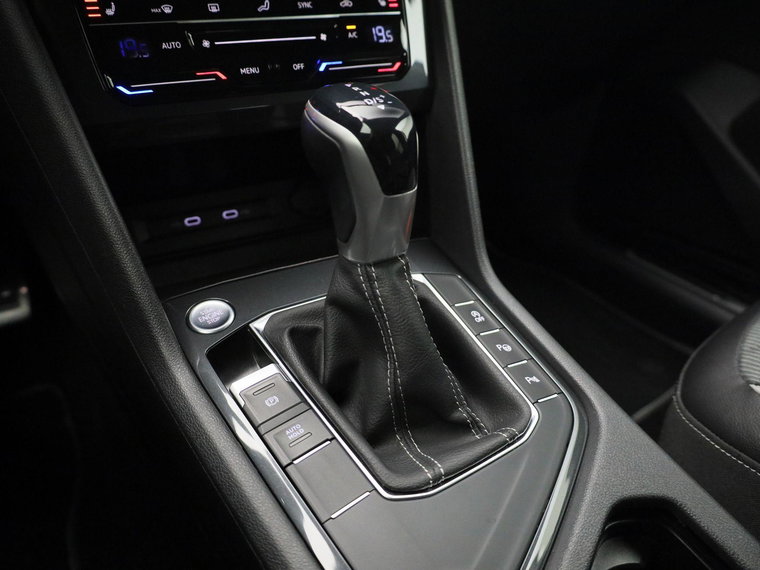 Vehicle Image 40