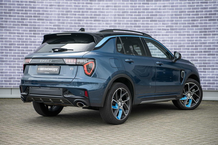 Vehicle Image 5