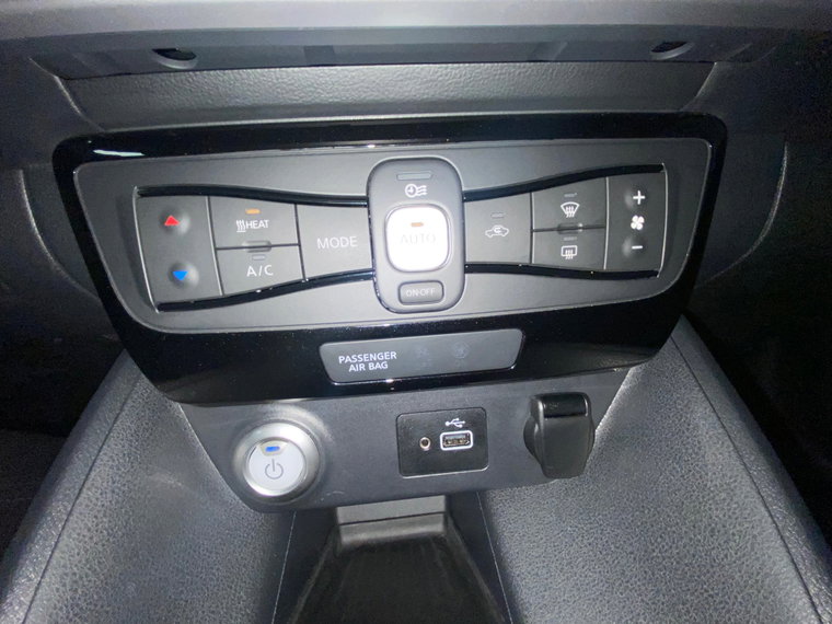 Vehicle Image 28