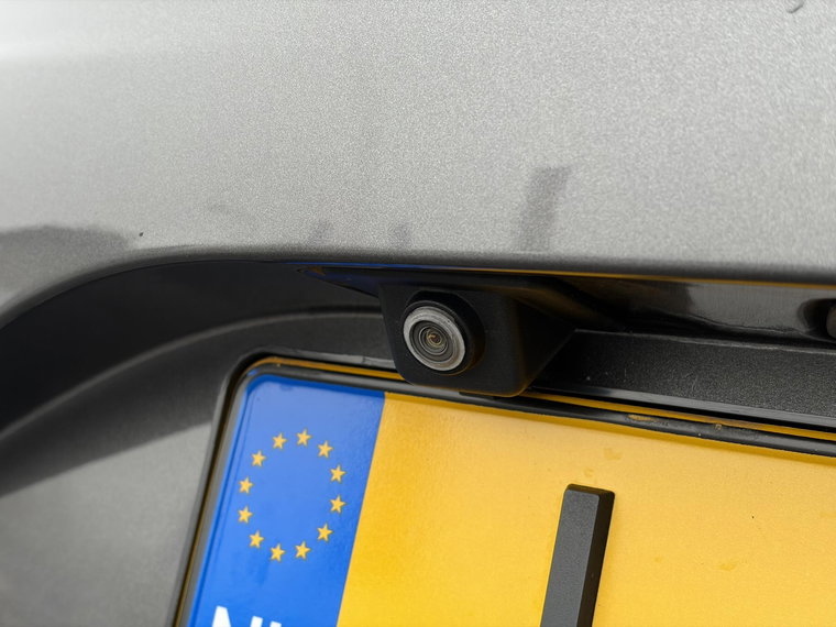 Vehicle Image 35