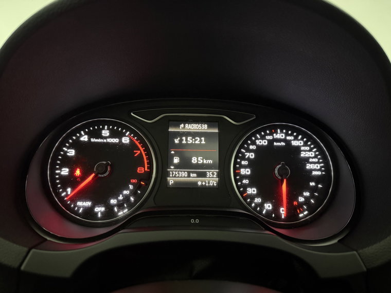 Vehicle Image 22