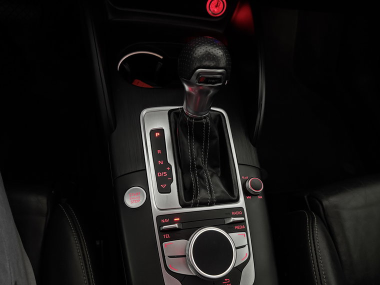 Vehicle Image 36