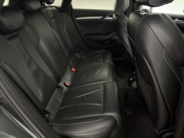 Vehicle Image 41