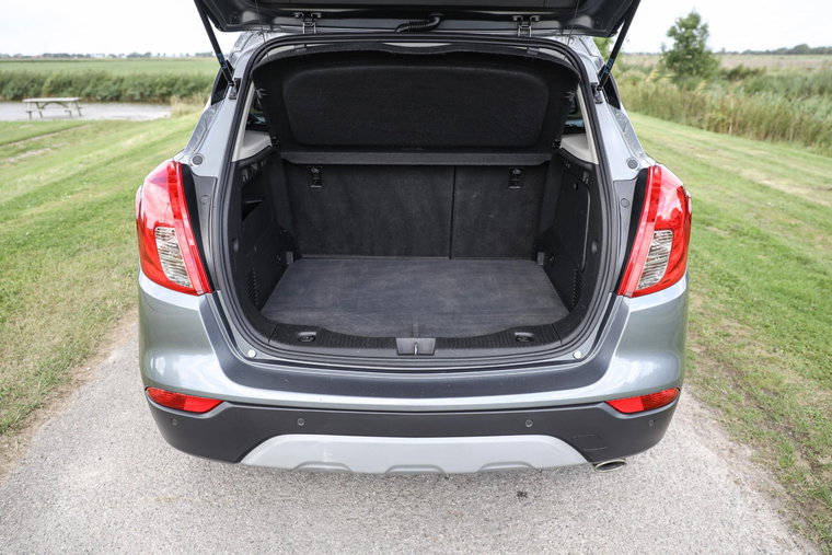 Vehicle Image 15