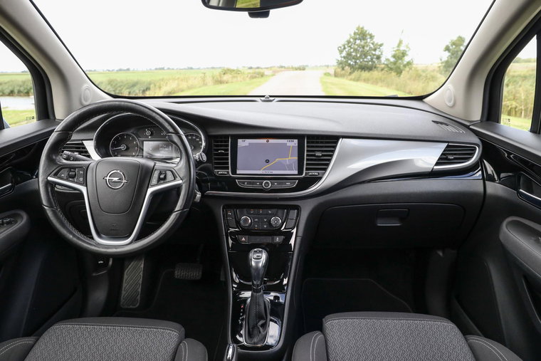 Vehicle Image 21