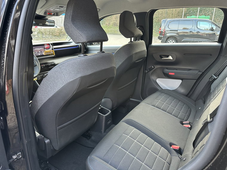 Vehicle Image 22