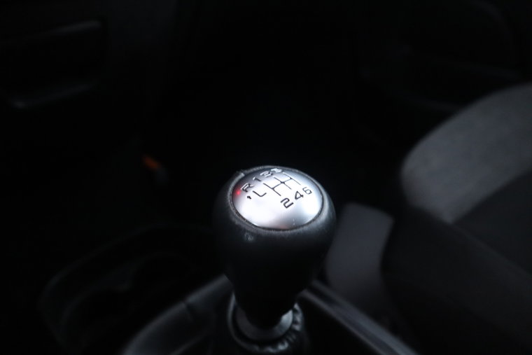 Vehicle Image 22