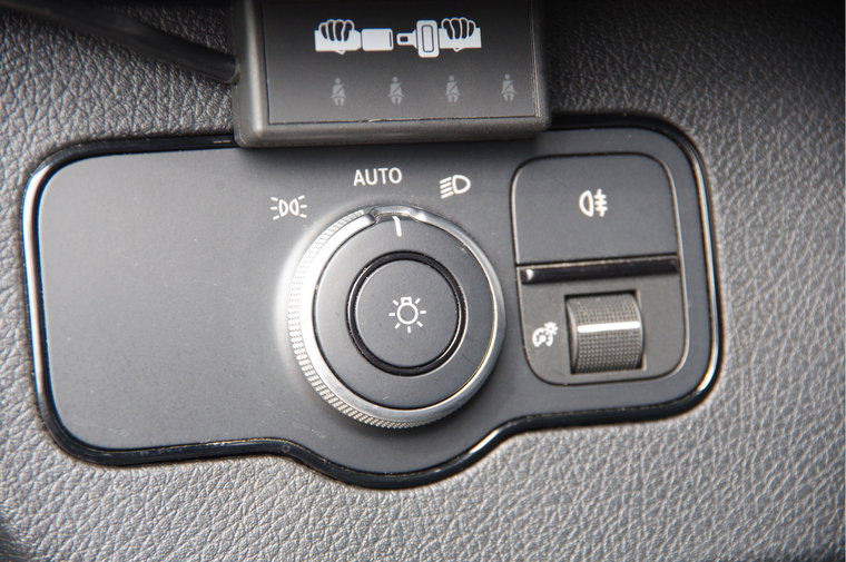 Vehicle Image 35