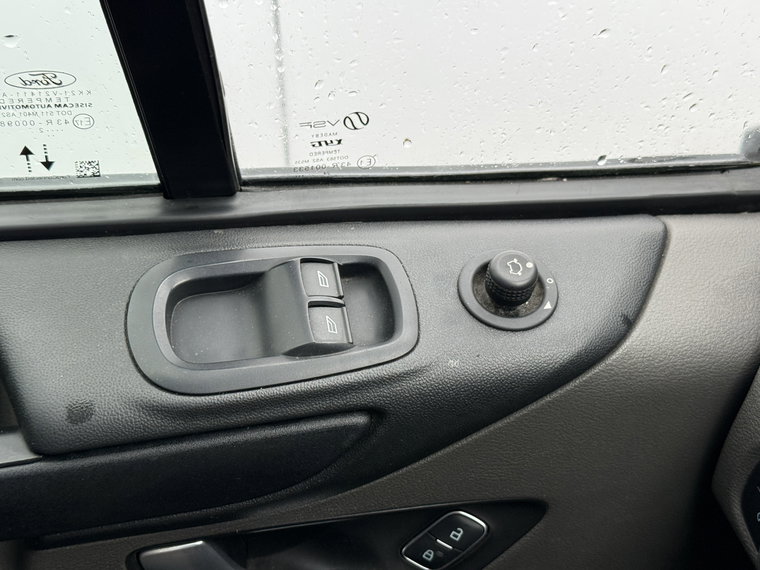 Vehicle Image 27
