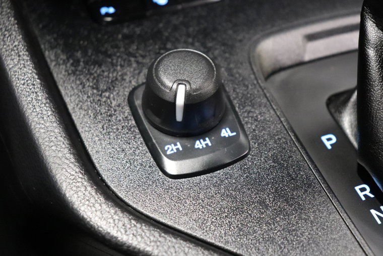 Vehicle Image 23