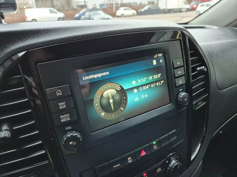Vehicle Image 40