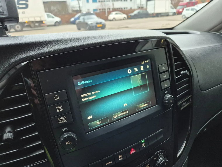 Vehicle Image 41