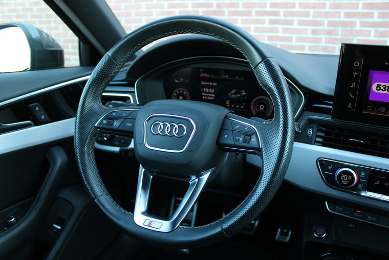 Vehicle Image 19