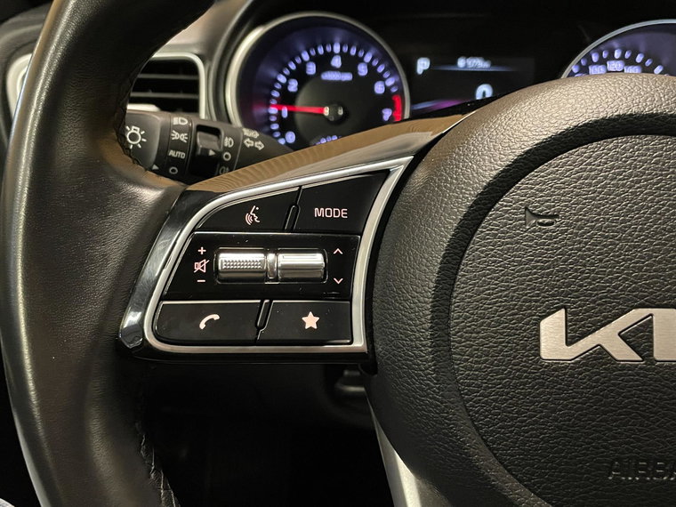 Vehicle Image 40